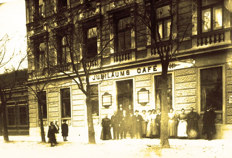 1908